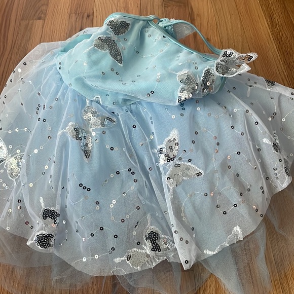 Dance - Picture 8 of 8